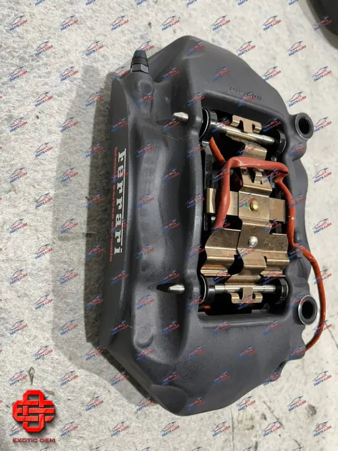 FERRARI CALIFORNIA BRAKE SET CALIPER AND BRAKE PADS SET OF 4