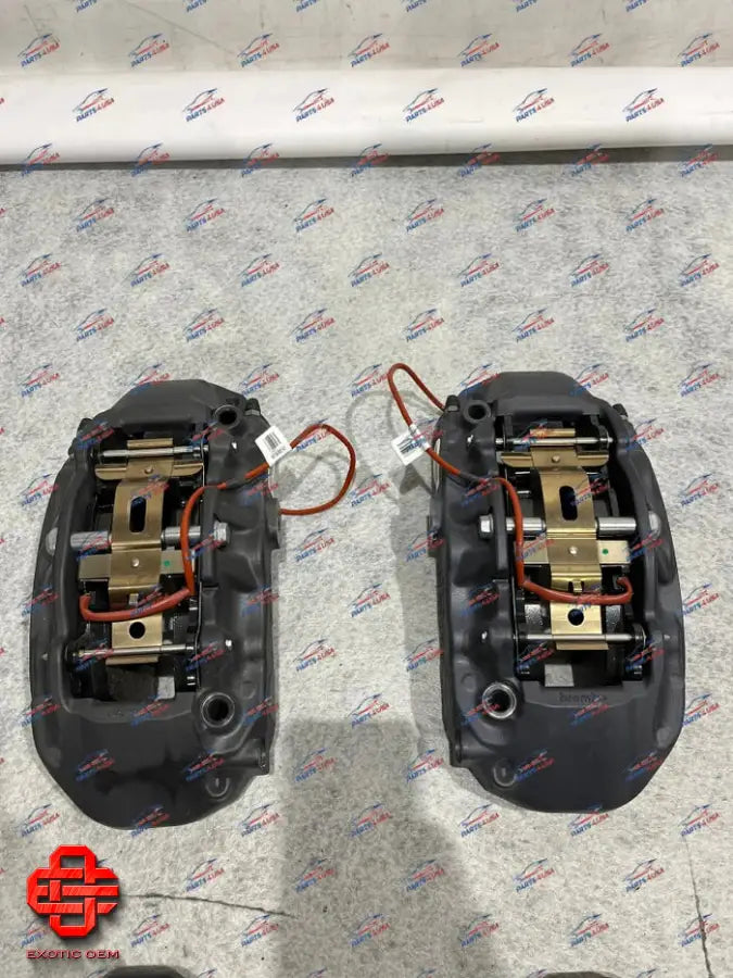 FERRARI CALIFORNIA BRAKE SET CALIPER AND BRAKE PADS SET OF 4