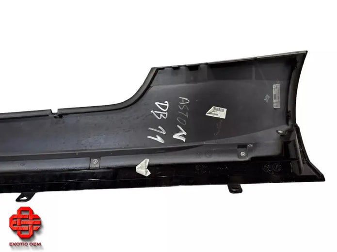 ASTON MARTIN DB11 RIGHT SIDE SKIRT