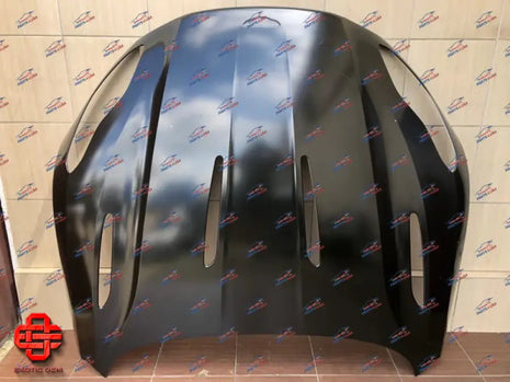 ASTON MARTIN DB11 V12 FRONT HOOD