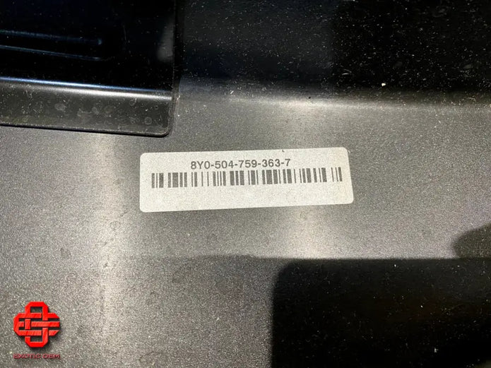 ASTON MARTIN DBX REAR BUMPER UPPER