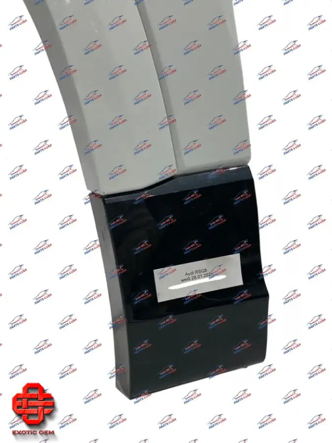 AUDI RS Q8 FRONT LEFT FENDER