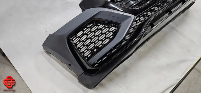 AUDI RSQ8 FRONT BUMPER WITH FRONT GRILL