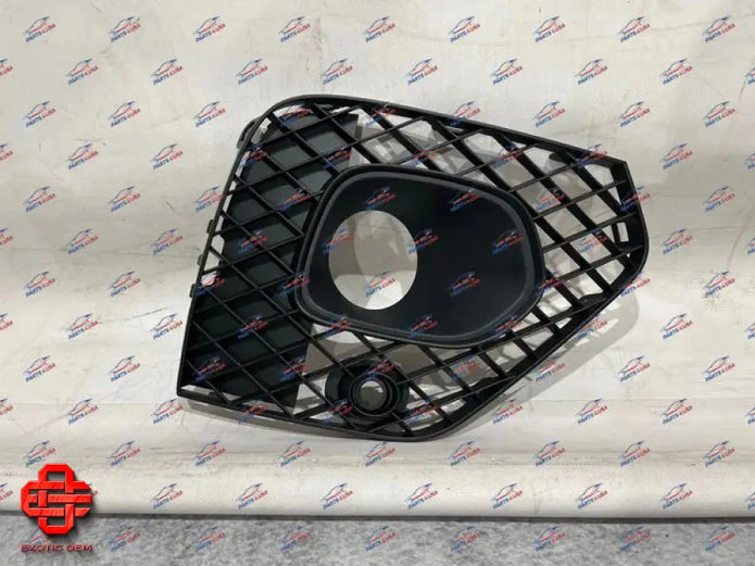 BENTLEY BENTAYGA 2021 OEM RH GRILL