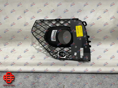 BENTLEY BENTAYGA 2021 OEM RH GRILL