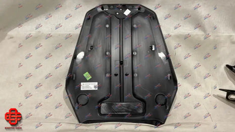 BENTLEY BENTAYGA ENGINE COVER WITH B EMBLEM OEM