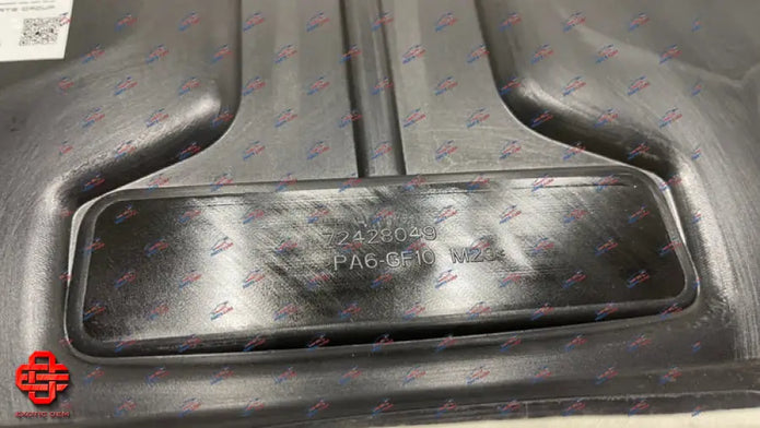 BENTLEY BENTAYGA ENGINE COVER WITH B EMBLEM OEM