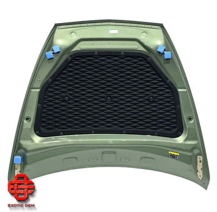 BENTLEY BENTAYGA FRONT BONNET