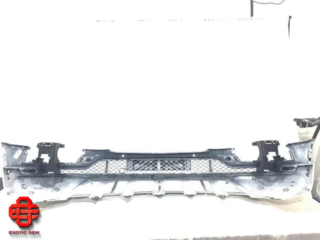 BENTLEY BENTAYGA - FRONT BUMPER - FRONT BUMPER - FRONT APRON