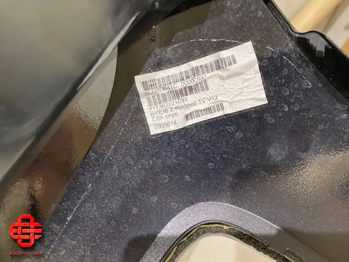 BENTLEY BENTAYGA RADIATOR GRILLE FRAME