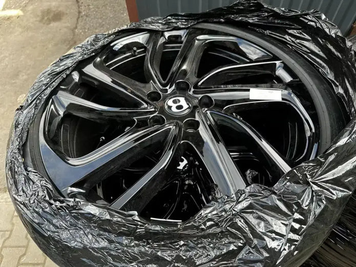 BENTLEY CONTINENTAL GT 2025 NEW MODEL COMPLETE WHEELS