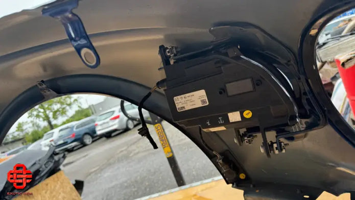 BENTLEY FLYING SPUR 2023 FENDER LH SIDE OEM