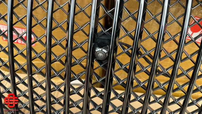 BENTLEY FLYING SPUR 2023 FRONT GRILL BLACK
