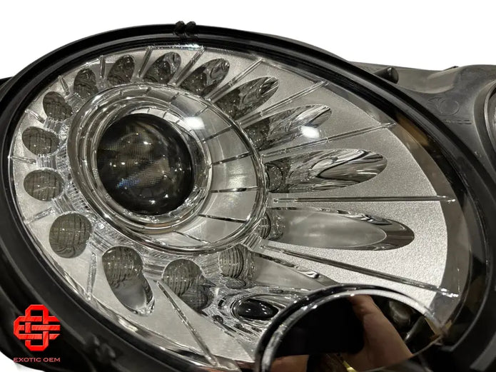 BENTLEY FLYING SPUR HEADLIGHT RH EU