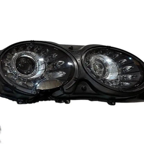 BENTLEY FLYING SPUR HEADLIGHT HEADLIGHT RH RHD DARK
