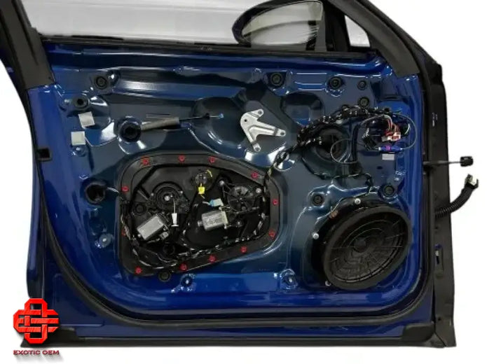 BENTLEY FLYING SPUR LEFT FRONT DOOR