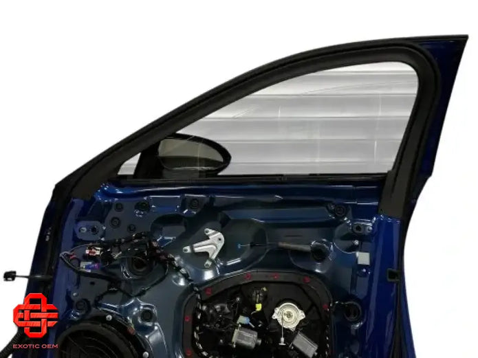 BENTLEY FLYING SPUR RIGHT FRONT DOOR