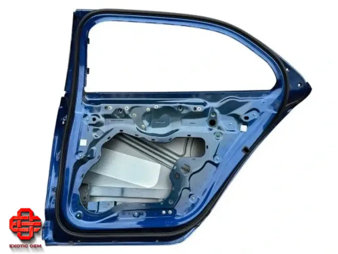 BENTLEY FLYING SPUR RIGHT REAR DOOR