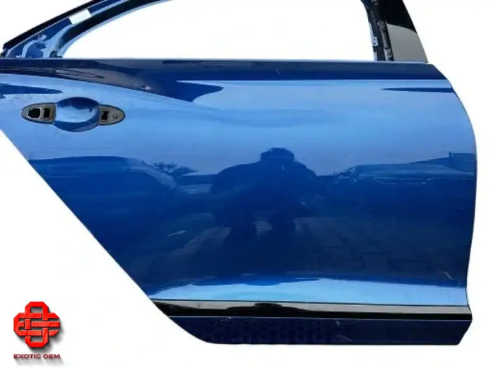 BENTLEY FLYING SPUR RIGHT REAR DOOR