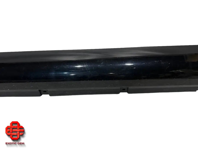 BENTLEY FLYING SPUR SIDE SKIRT TRIM LH