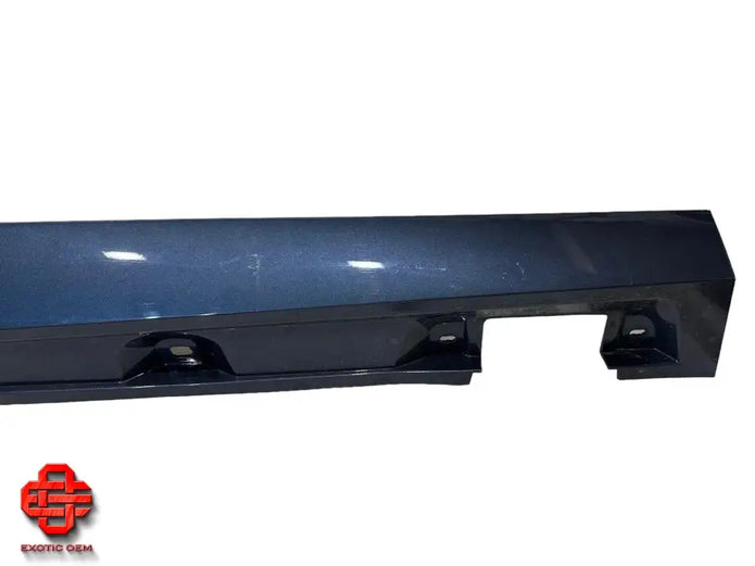 BENTLEY FLYING SPUR SIDE SKIRT TRIM RH