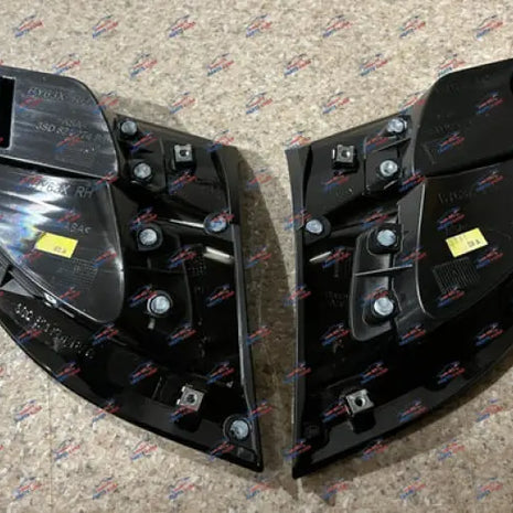 BENTLEY NEW CONTINENTAL GT VENT GRILL BLACK V12