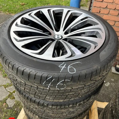 BENTLEY WHEEL AND TYRE SET