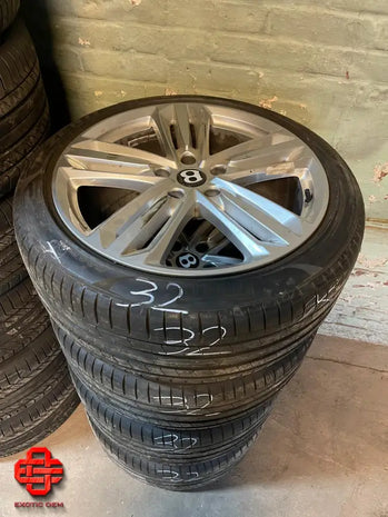 BENTLEY WHEEL AND TYRE SET