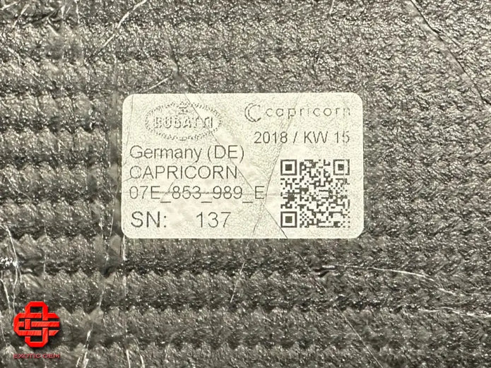 BUGATTI CHIRON CARBON ENGINE COVER ENGINE COVER