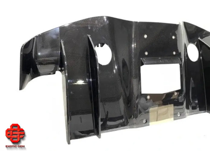 BUGATTI CHIRON CARBON REAR DIFFUSER