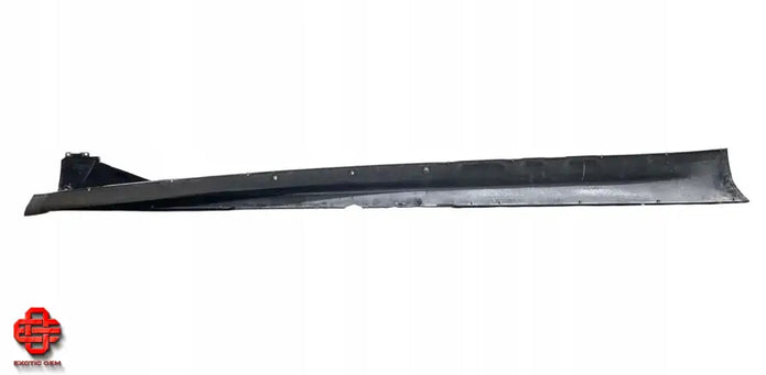 BUGATTI CHIRON CARBON SIDE SKIRT UNDERDOOR TRIM RH