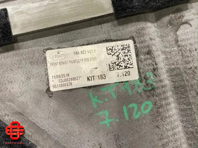 BUGATTI CHIRON FRONT HOOD CARBON