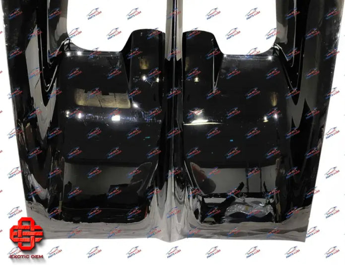 BUGATTI CHIRON REAR ENGINE BONNET COVER CARBON