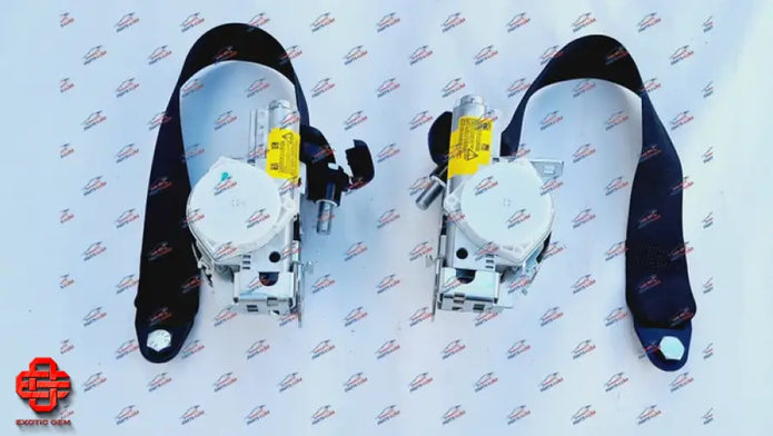 FERRARI 458 488 FRONT SEATBELT OEM PART L + R