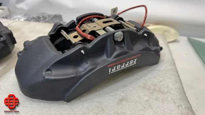 FERRARI 458 CALIPER WITH BRAKE PADS L + R OEM