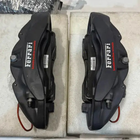 FERRARI 458 CALIPER WITH BRAKE PADS L + R OEM