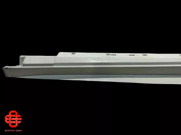 FERRARI 458 ITALIA SIDE SKIRT TRIM LH