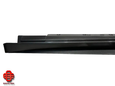 FERRARI 458 ITALIA SIDE SKIRT TRIM LH