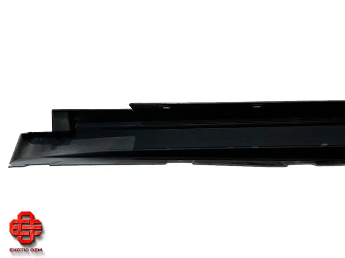 FERRARI 458 ITALIA SIDE SKIRT TRIM RH