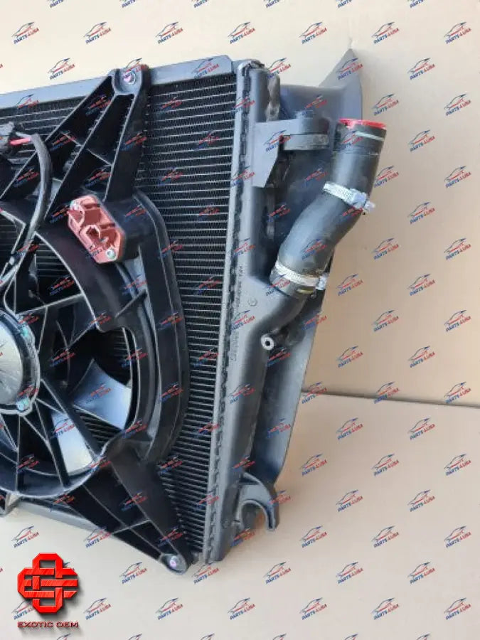 FERRARI 458 ITALIA / SPIDER WATER RADIATOR COMPLETE RH