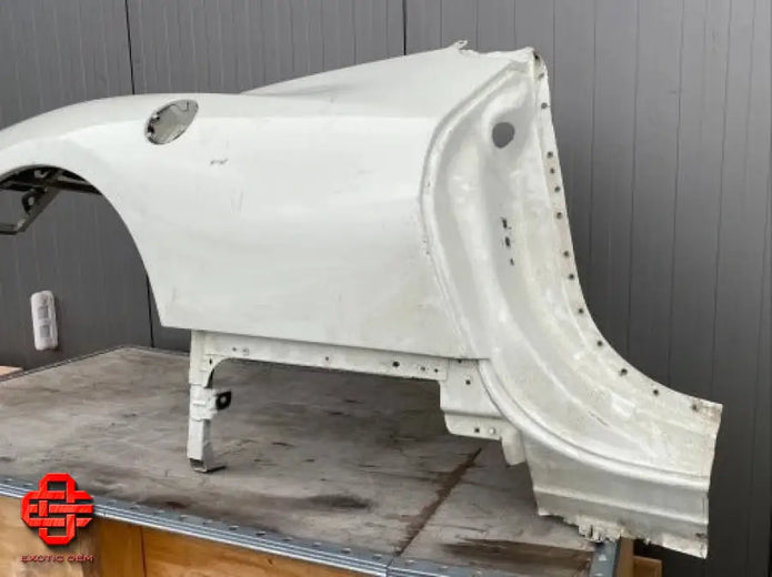 FERRARI 458 SPIDER REAR RIGHT FENDER