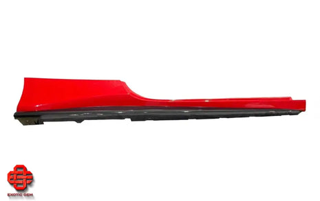 FERRARI 488 GTB CARBON SIDE SKIRT UNDERDOOR TRIM RH