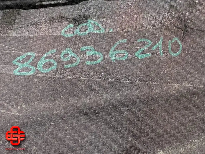 FERRARI 488 GTB CARBON SIDE SKIRT UNDERDOOR TRIM RH