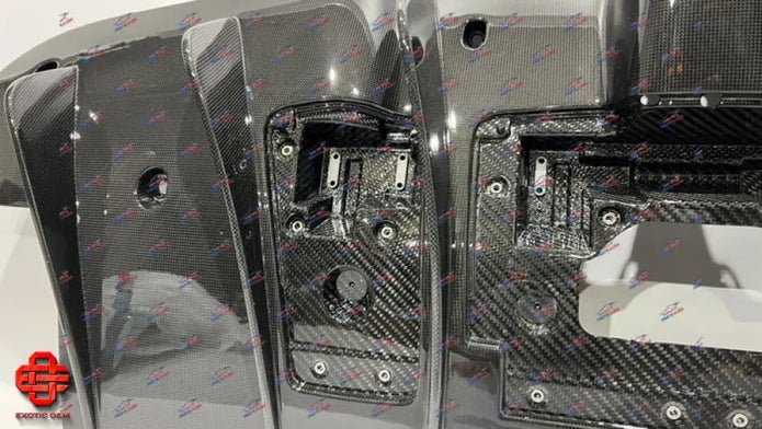 FERRARI 488 GTB / SPIDER REAR DIFFUSER CARBON