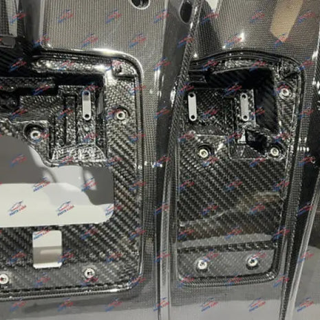 FERRARI 488 GTB / SPIDER REAR DIFFUSER CARBON