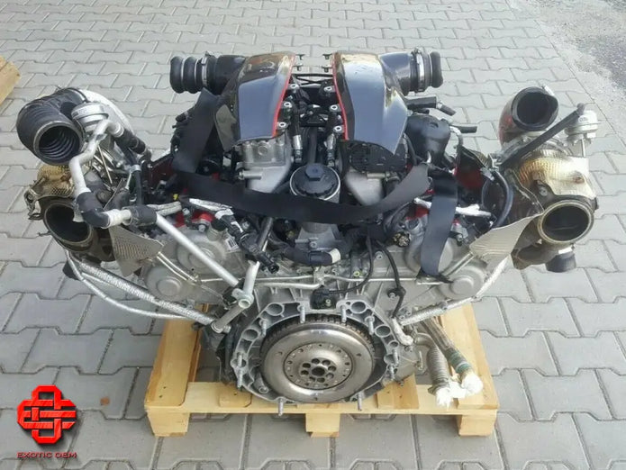 FERRARI 488 PISTA COMPLETE ENGINE