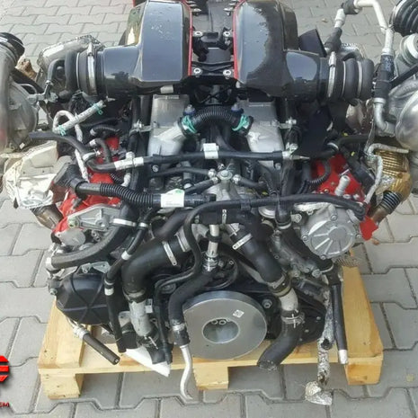 FERRARI 488 PISTA COMPLETE ENGINE