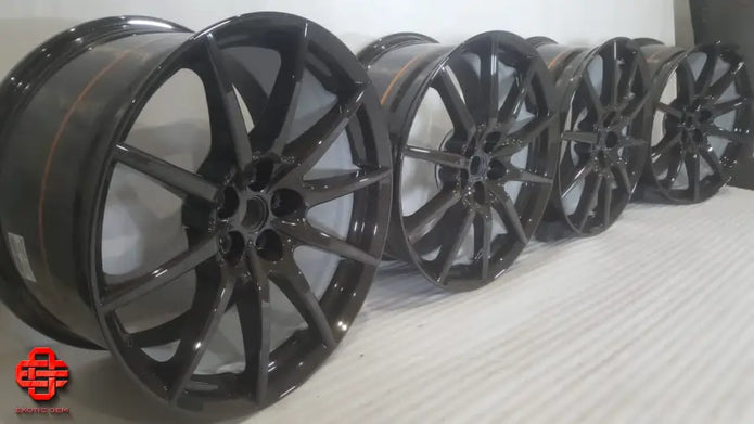 FERRARI 488 PISTA OEM CARBON WHEELS