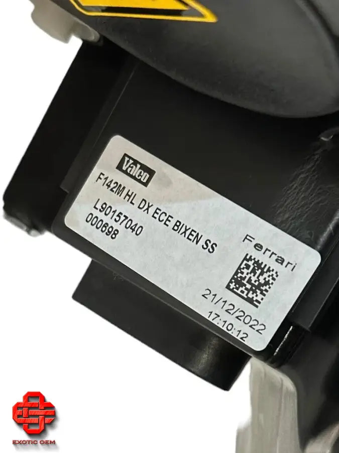 FERRARI 488 PISTA RIGHT HEADLIGHT BIXENON
