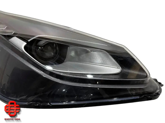 FERRARI 488 PISTA RIGHT HEADLIGHT BIXENON